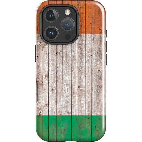 Ireland Flag Dark Wood iPhone 16 Pro Magsafe Impact Case